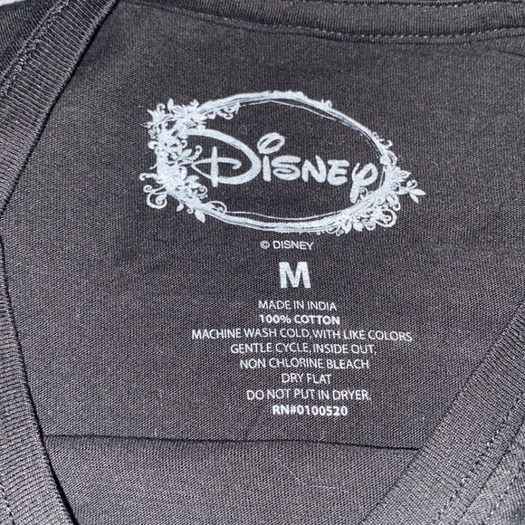 Disney princesses tee shirt - Picture 2 of 3